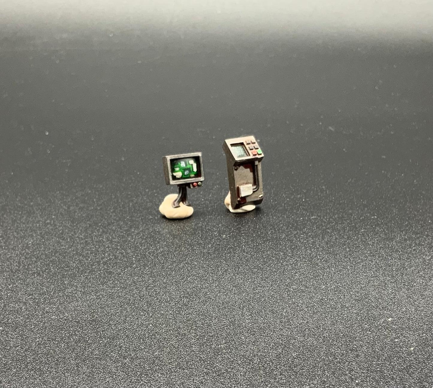Zone Mortian, Vox and Access Terminals