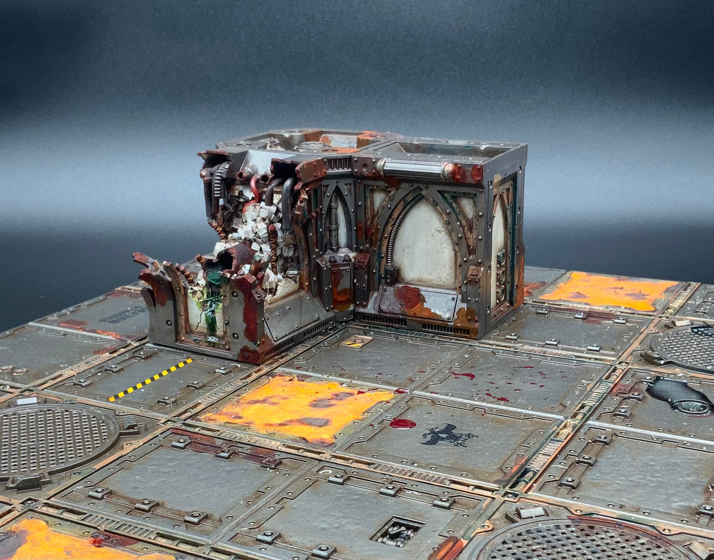 Zone Mortian, Damaged Single Wall Section