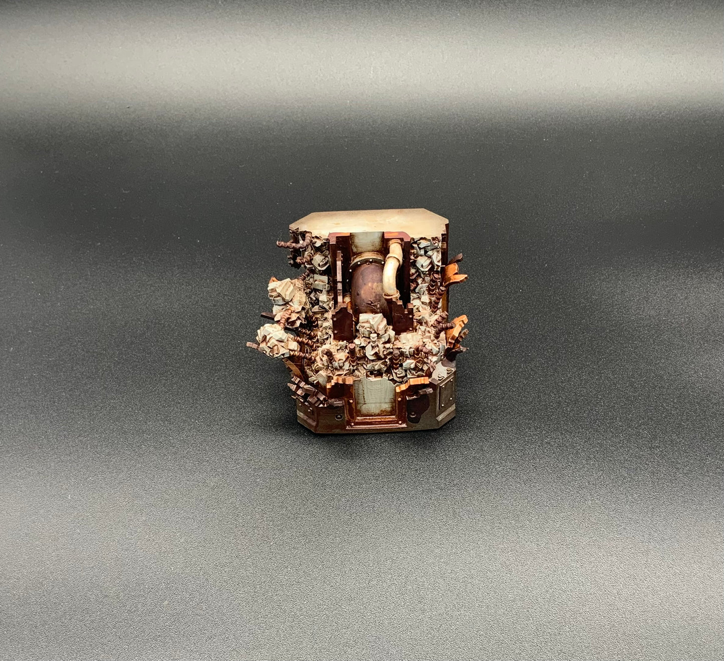 Zone Mortian, Broken Column