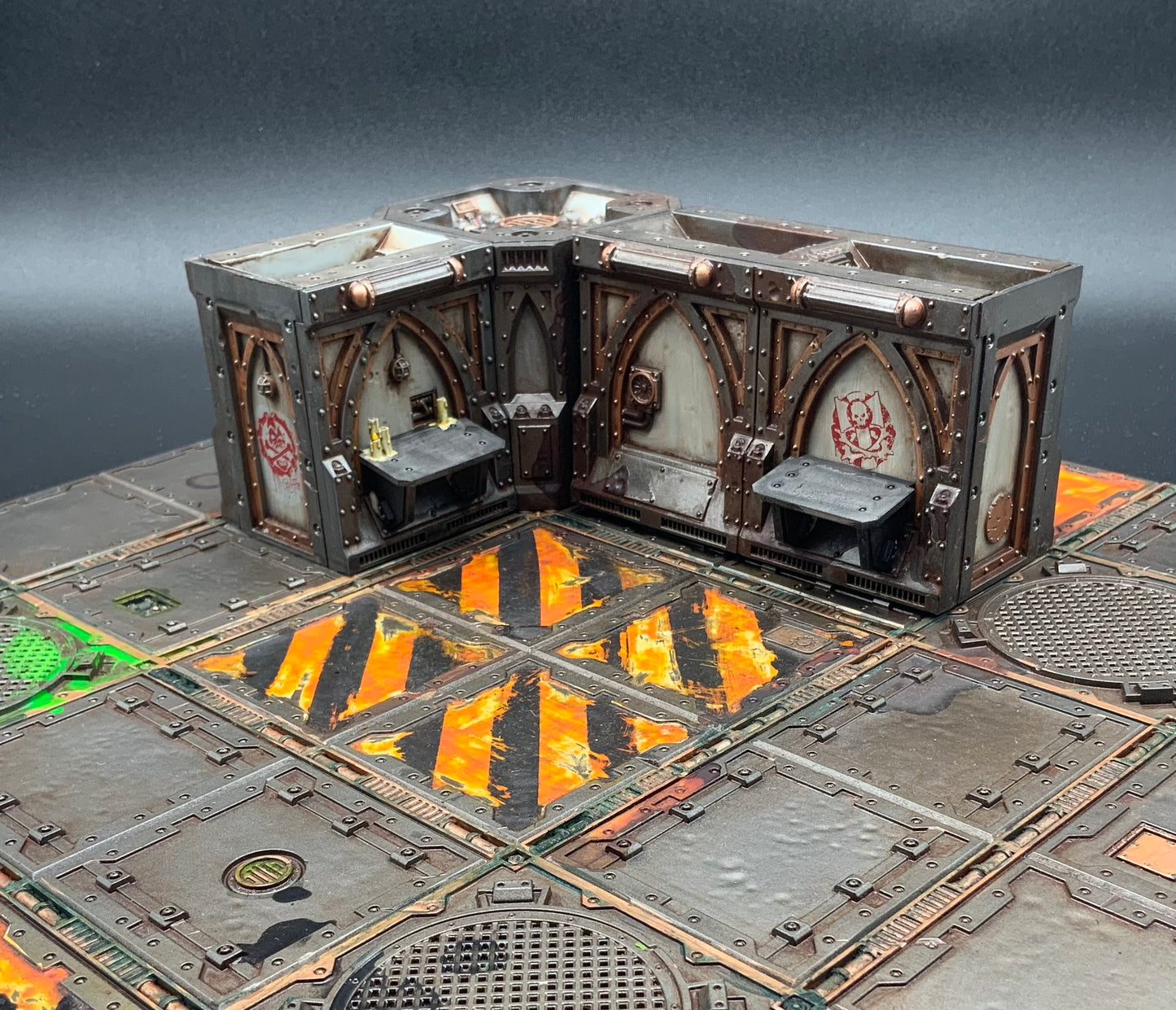 Zone Mortian, Shelves